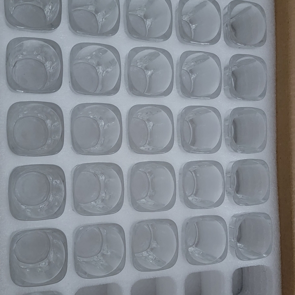 Square shot glasses - Picture 2 of 2